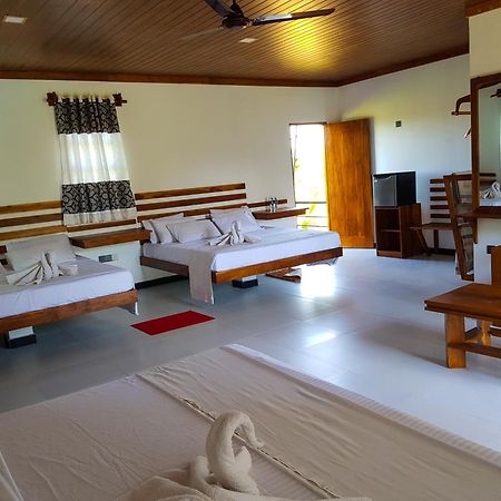 Eco Hotel Black & White - Anuradhapura Mihintale Luaran gambar